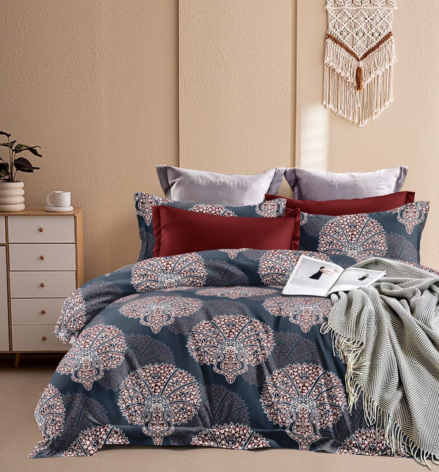 Premium Mandala Print Double Bed Bedsheet – Navy Blue & Maroon Design with 4 Pillow Covers